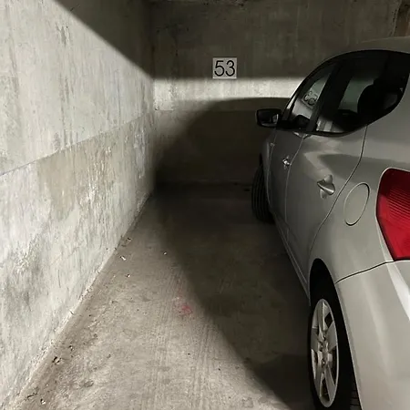 Au Coeur Du Centre De Au Calme Avec Stationnement Gratuit *