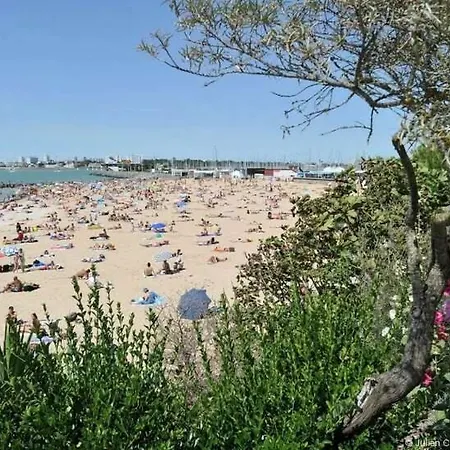 Appartement Au Coeur Du Centre De La Rochelle Au Calme Avec Stationnement Gratuit