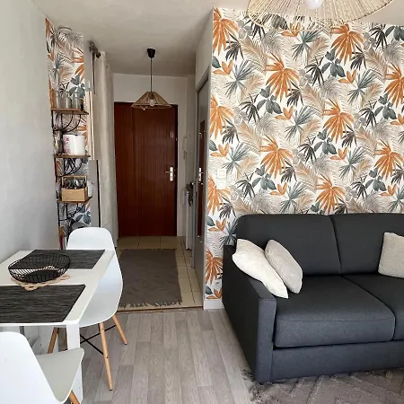 Apartment Au Coeur Du Centre De La Rochelle Au Calme Avec Stationnement Gratuit